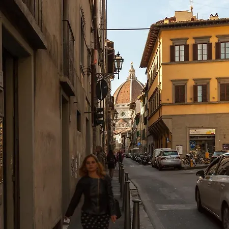 - Oriuolo Elegance Apartment Florence